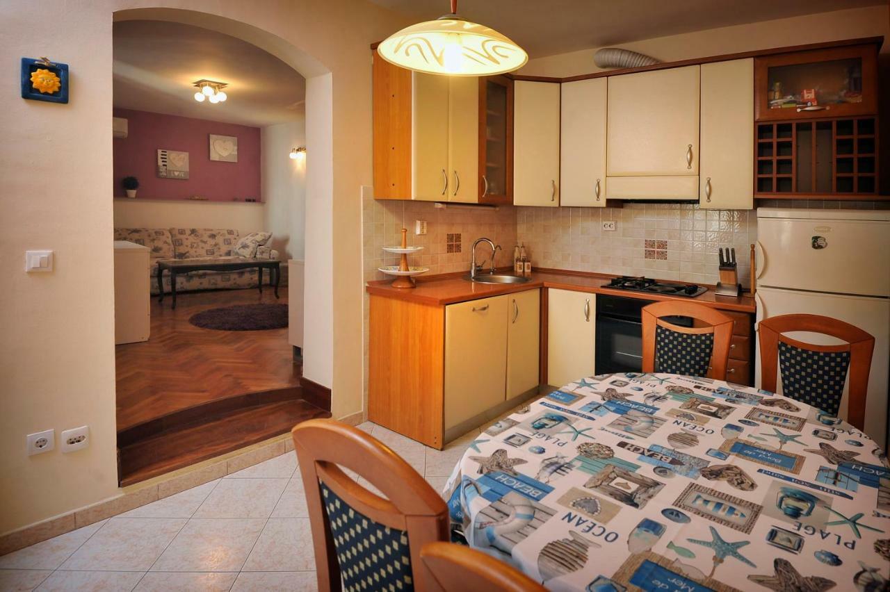 Апартаменты Apartman Bella Сплит Экстерьер фото